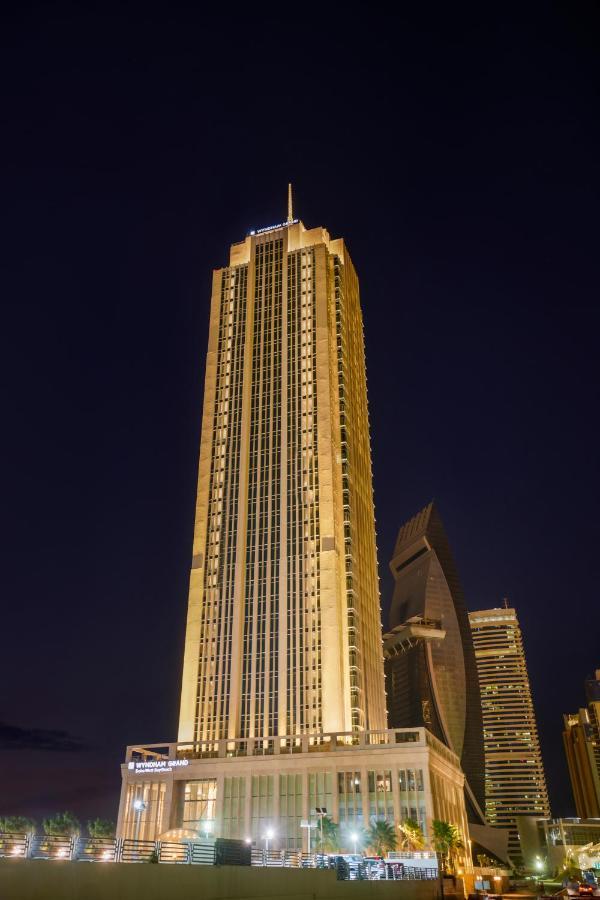 Wyndham Grand Doha West Bay Beach Eksteriør bilde The Four Seasons Hotel, Bangkok